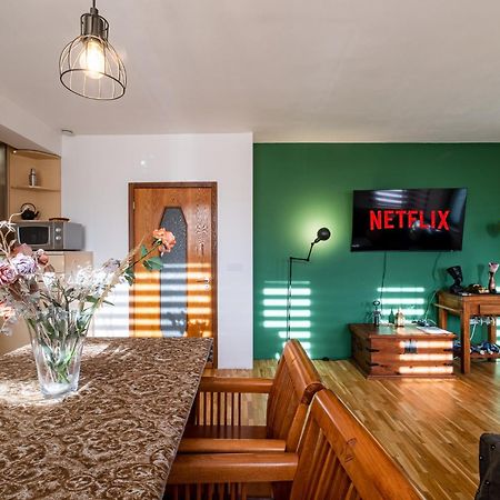 Roman Thermae 2Bdrm Sunny Apartment Varna Exteriér fotografie