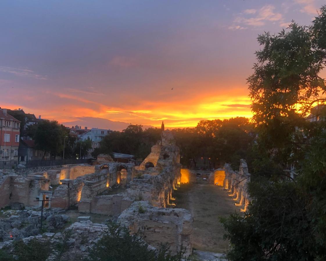 Roman Thermae 2Bdrm Sunny Apartment Varna Exteriér fotografie